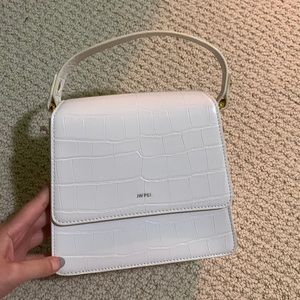 white crocodile pattern bag